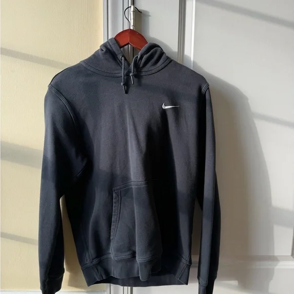 Nike Men’s Club Fleece- Black Swearshirt - Picture 1 of 4